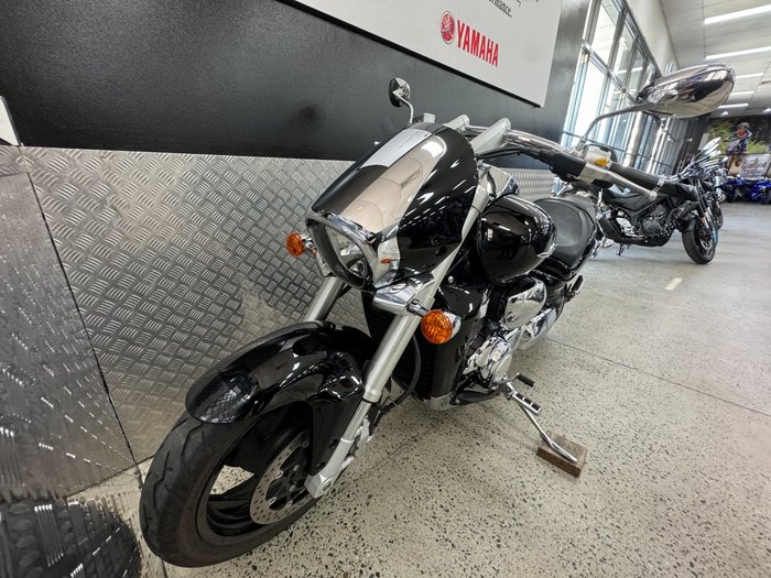 2015 Suzuki VZR 1800 BOULEVARD (M109R) BLACK