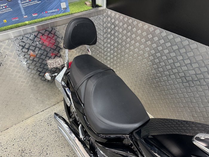 2015 Suzuki VZR 1800 BOULEVARD (M109R) BLACK
