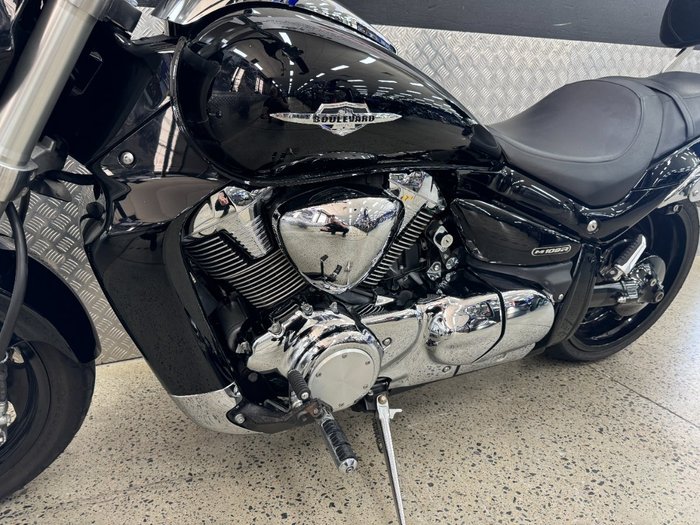 2015 Suzuki VZR 1800 BOULEVARD (M109R) BLACK