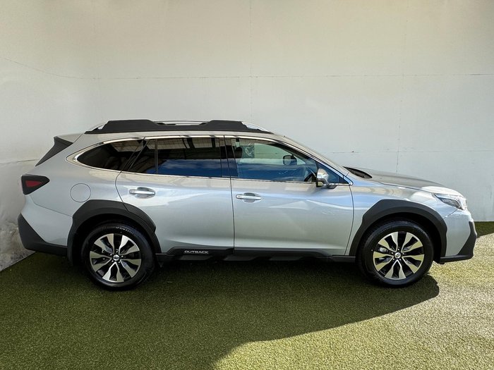 2025 Subaru Outback AWD Touring XT