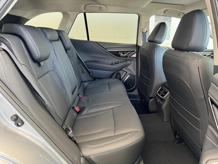 2025 Subaru Outback AWD Touring XT