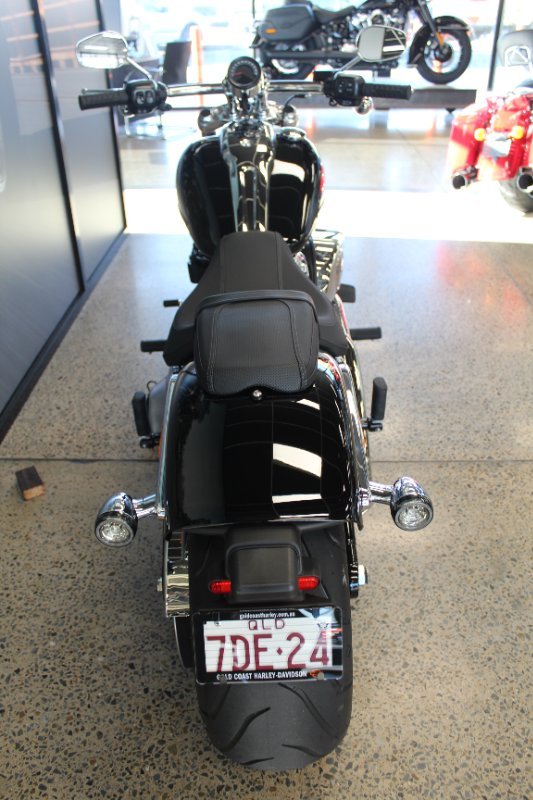 2025 Harley-davidson FXBR BREAKOUT (117) VIVID BLACK