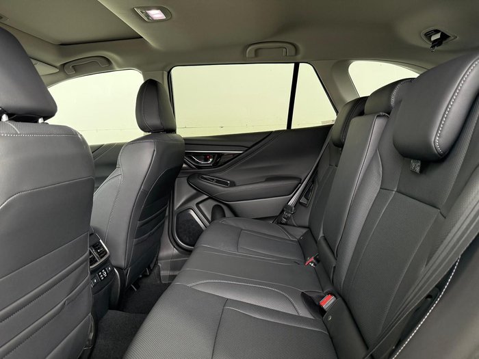 2025 Subaru Outback AWD Touring