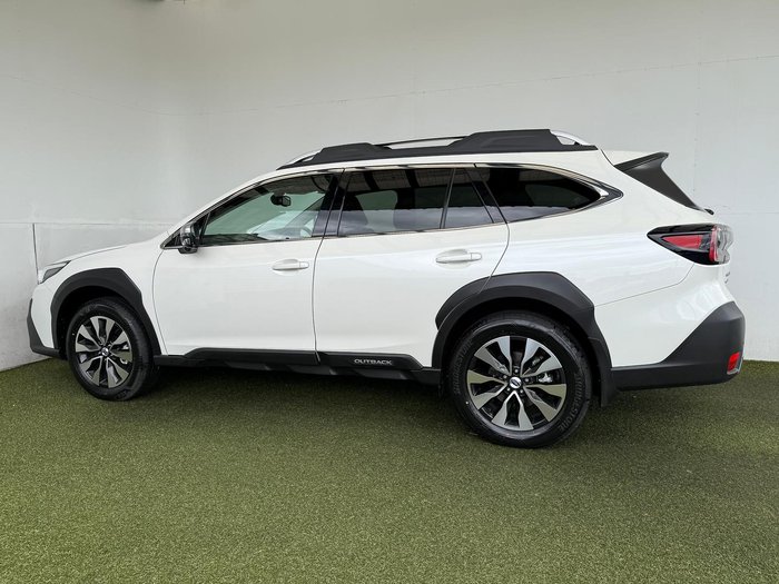 2025 Subaru Outback AWD Touring