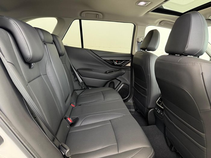 2025 Subaru Outback AWD Touring