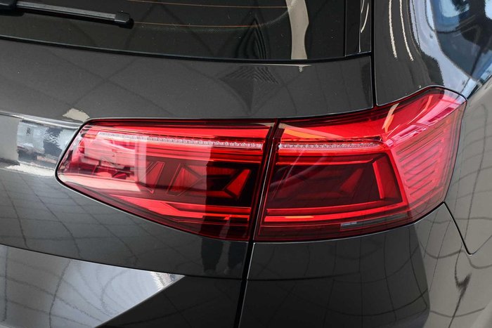 2022 Volkswagen Passat 162TSI Elegance