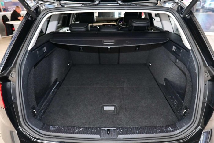 2022 Volkswagen Passat 162TSI Elegance