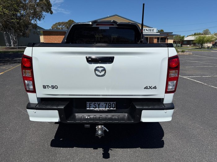 2024 Mazda BT-50 SP