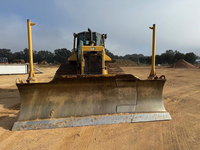 2017 Caterpillar D6n Lgp