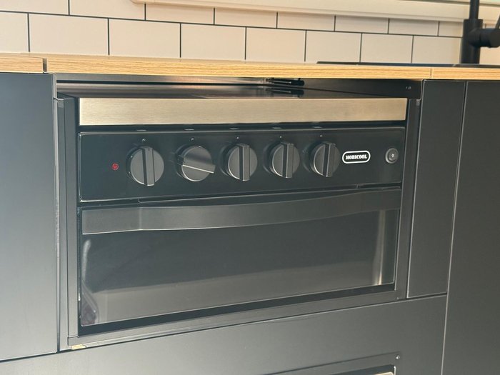 2025 Traveller Destination Track 17