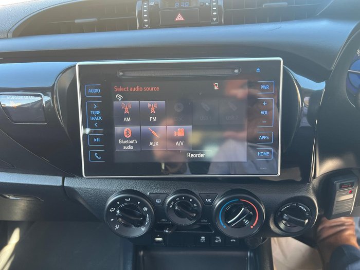 2019 Toyota Hilux SR