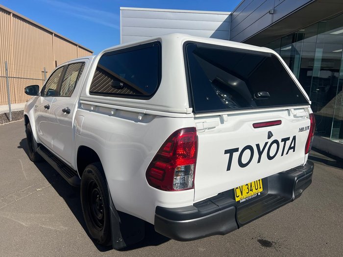 2019 Toyota Hilux SR