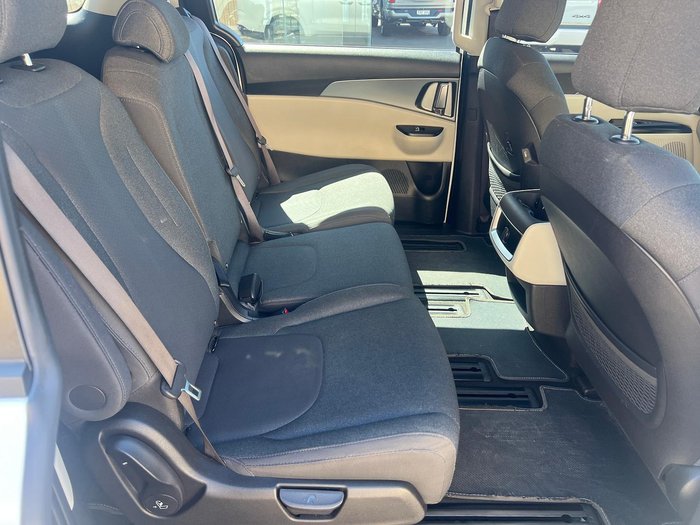 2022 Kia Carnival S