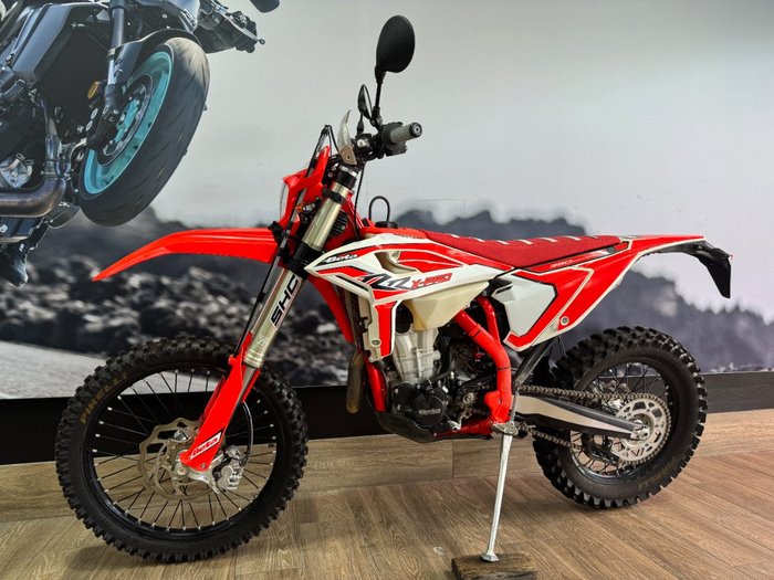 2025 BETA RR 390 X-PRO 4T EFI RED