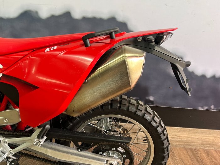 2022 GASGAS ES700 RED