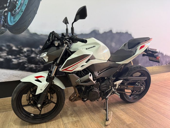 2022 Kawasaki Z400 WHITE