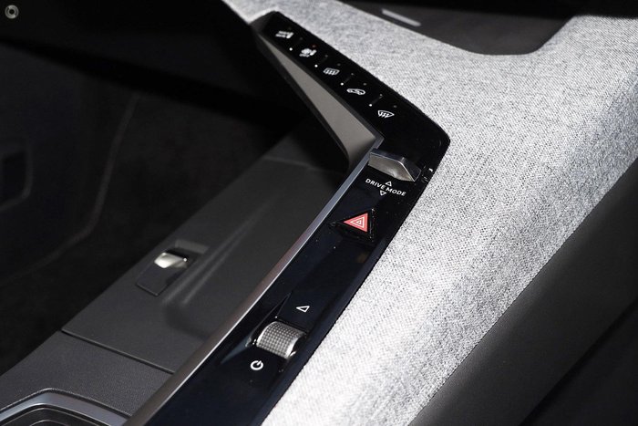 2025 Peugeot 3008 GT Premium Hybrid