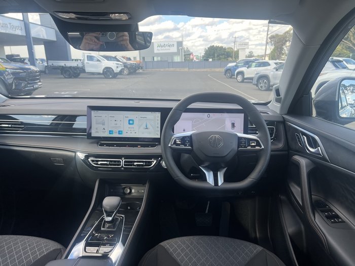 2025 MG HS Hybrid+ Excite