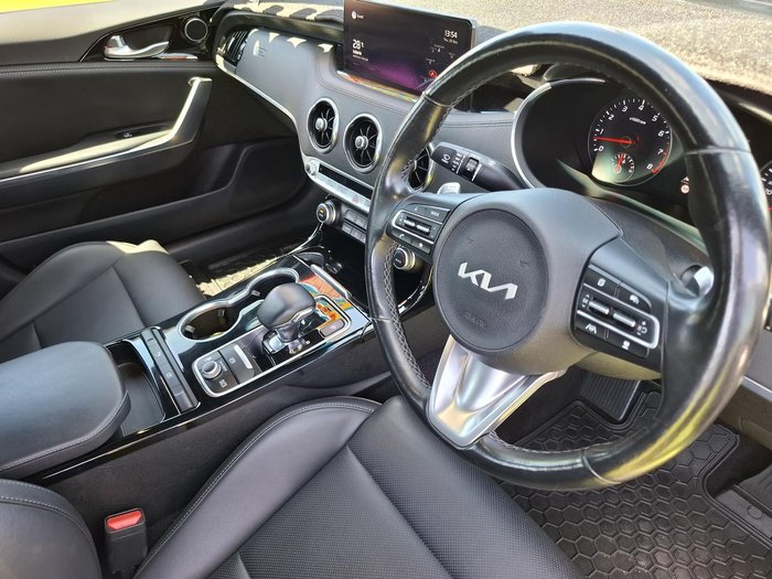 2022 Kia Stinger 330S