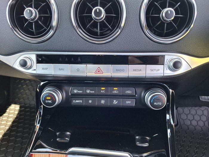 2022 Kia Stinger 330S