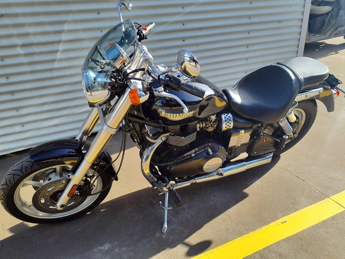 2005 Triumph Speedmaster 865 Speedmaster Black