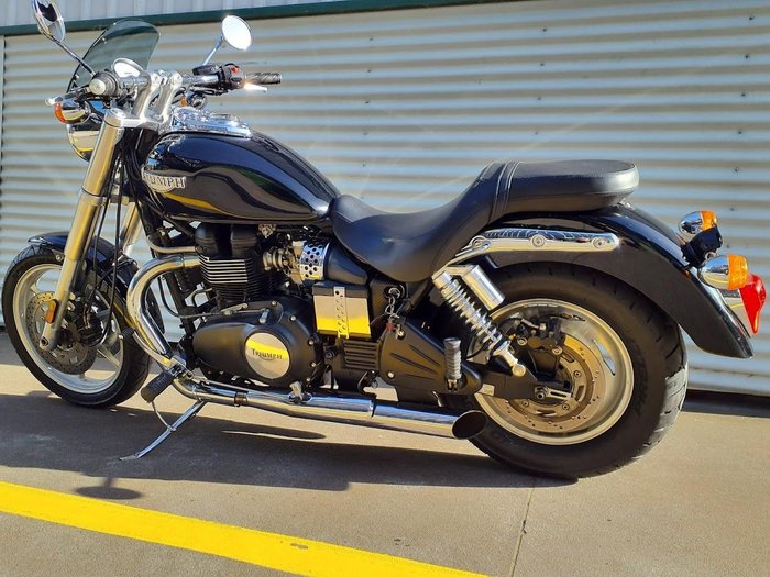 2005 Triumph Speedmaster 865 Speedmaster Black