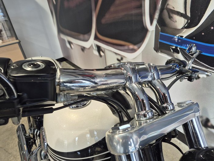 2014 Harley-Davidson Breakout 103 (FXSB) Softail Gold