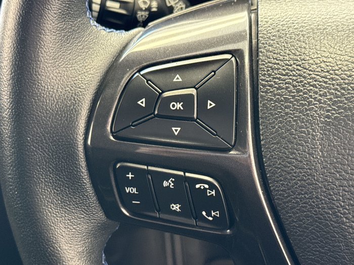 2020 Ford Everest Sport