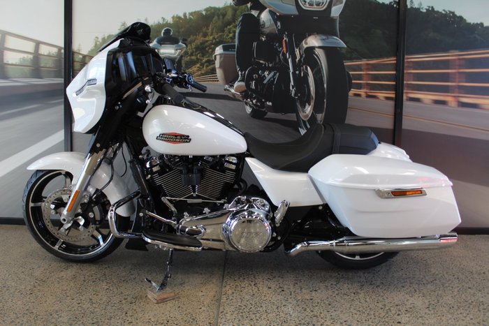 2024 Harley-davidson FLHX STREET GLIDE (117) WHITE ONYX PEARL