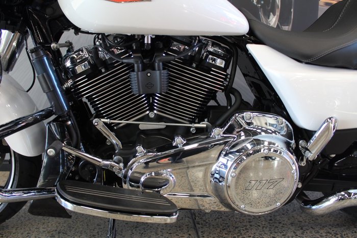 2024 Harley-davidson FLHX STREET GLIDE (117) WHITE ONYX PEARL
