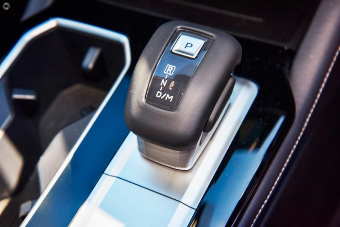 2025 Mitsubishi Outlander LS