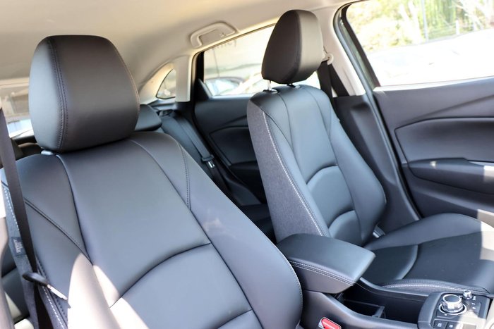 2025 Mazda CX-3 G20 Evolve