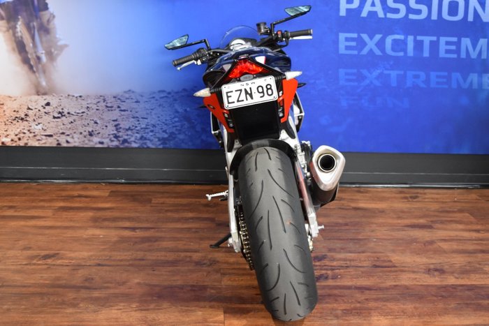 2016 APRILIA TUONO V4 FACTORY Silver