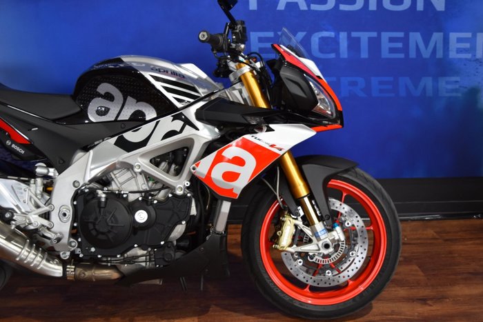 2016 APRILIA TUONO V4 FACTORY Silver