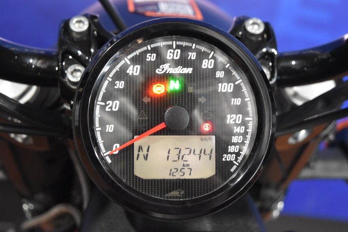 2018 Indian SCOUT BOBBER BRONZE SMOKE BRONZE SMOKE