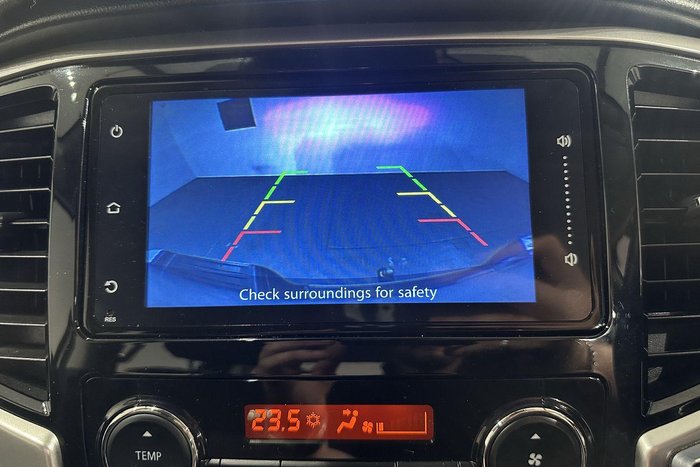 2022 Mitsubishi Triton GLX