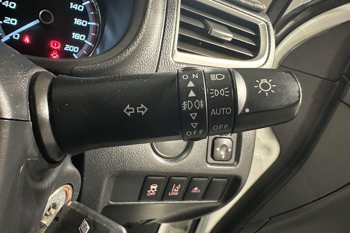 2022 Mitsubishi Triton GLX