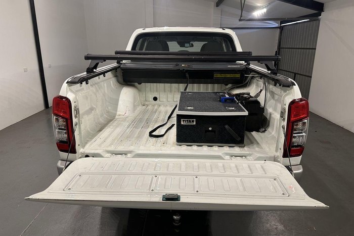 2022 Mitsubishi Triton GLX