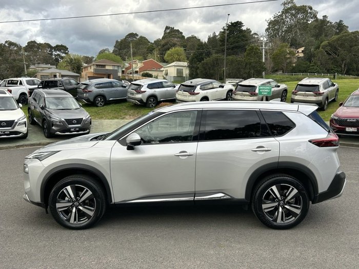 2025 Nissan X-TRAIL TI