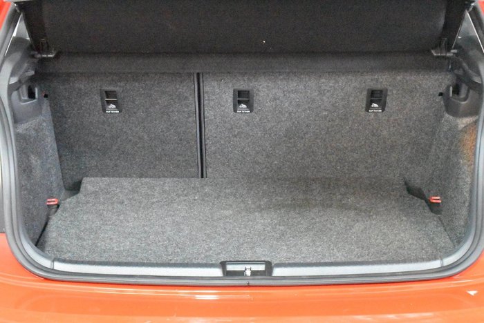 2018 Volkswagen Polo beats