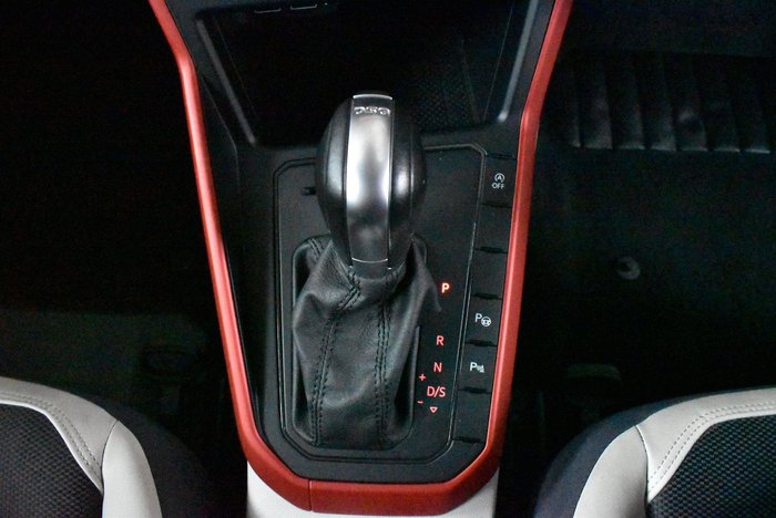 2018 Volkswagen Polo beats