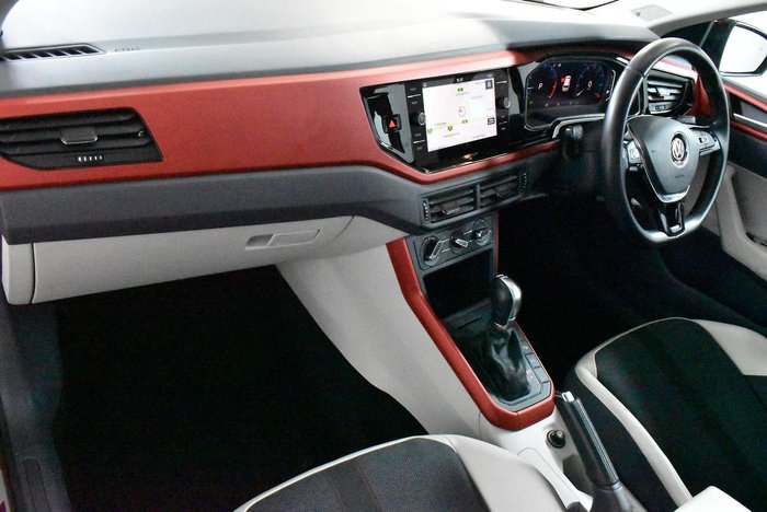 2018 Volkswagen Polo beats