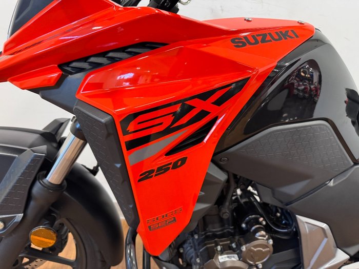 2023 Suzuki V-STROM 250SX (DS250RL) RED