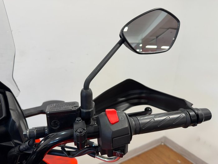 2023 Suzuki V-STROM 250SX (DS250RL) RED