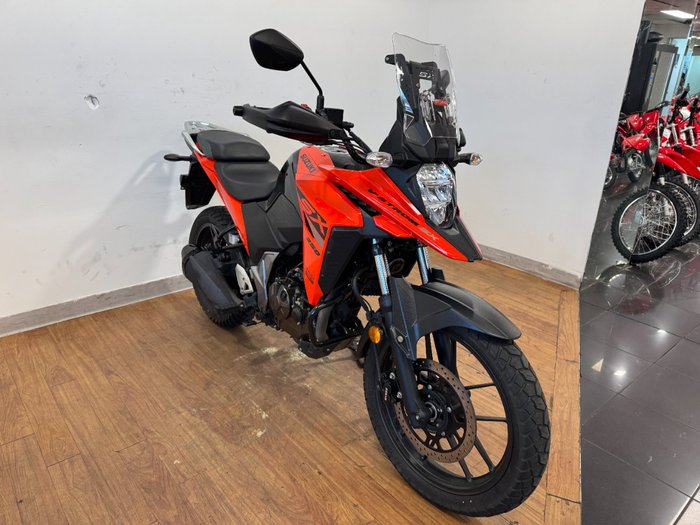2023 Suzuki V-STROM 250SX (DS250RL) RED