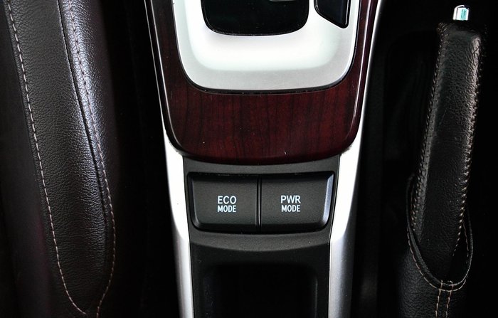 2015 Toyota Fortuner Crusade