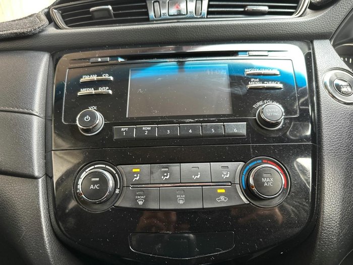 2017 Nissan X-TRAIL ST