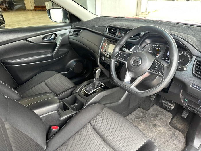 2017 Nissan X-TRAIL ST