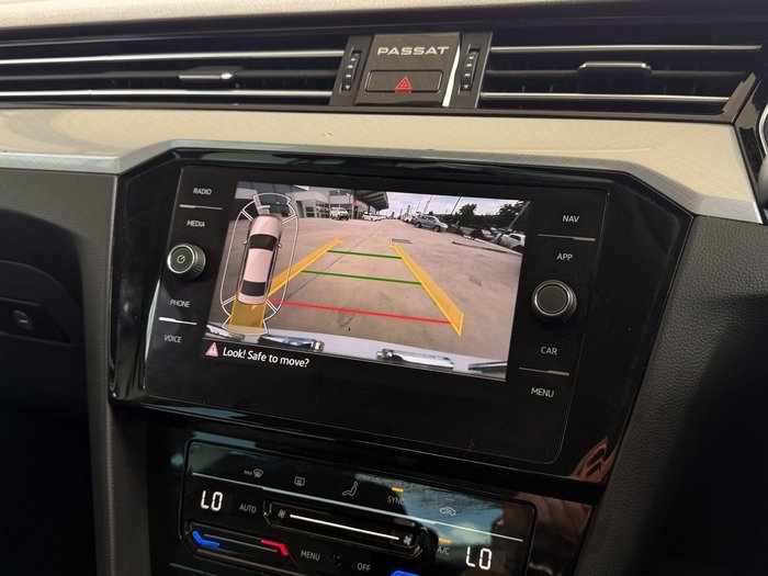 2021 Volkswagen Passat 140TSI Business