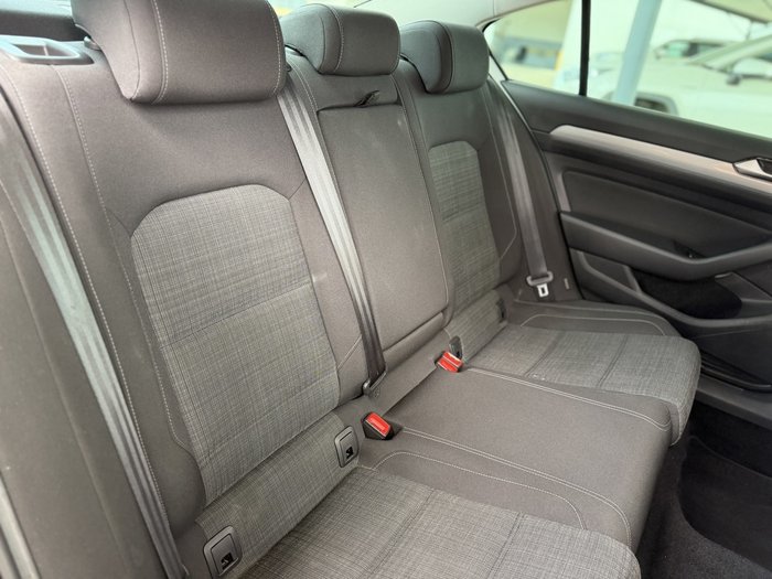 2021 Volkswagen Passat 140TSI Business